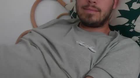 Snapshot of milowww1601 chatting on 05-17-26, 01:29 milowww1601 online show from 05-17-26, 01:29