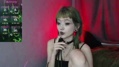 Snapshot of milten_trish chatting on 04-26-26, 01:58 milten_trish online show from 04-26-26, 01:58