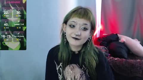 Snapshot of milten_trish chatting on 05-08-26, 01:49 milten_trish online show from 05-08-26, 01:49