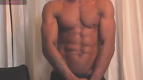 Snapshot of miltonn_jakee chatting on 01-30-25, 04:58 Miltonn online show from 01-30-25, 04:58