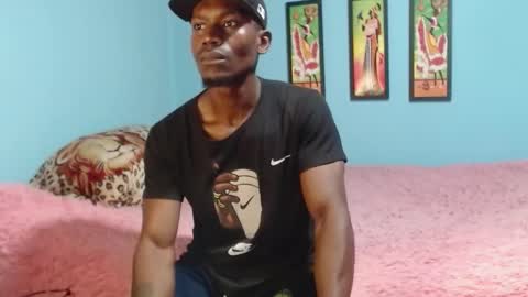 Snapshot of miltonn_jakee chatting on 09-27-25, 04:45 Miltonn online show from 09-27-25, 04:45