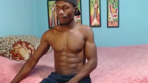 Snapshot of miltonn_jakee chatting on 09-28-25, 09:20 Miltonn online show from 09-28-25, 09:20