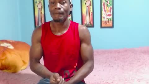 Snapshot of miltonn_jakee chatting on 11-30-25, 07:51 Miltonn online show from 11-30-25, 07:51