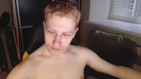 Snapshot of miluegin chatting on 03-03-25, 02:37 Noah online show from 03-03-25, 02:37