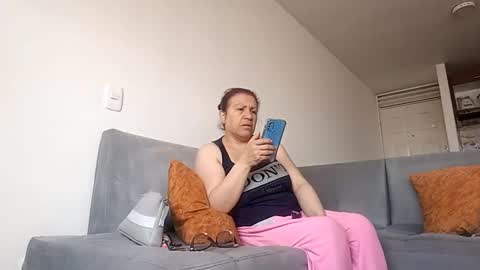 miluv19 online show from 09-11-25, 08:09