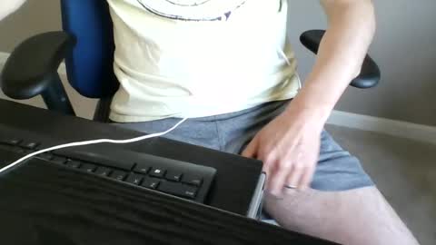 Snapshot of milwaukeebadger24 chatting on 07-08-26, 12:09 milwaukeebadger24 online show from 07-08-26, 12:09