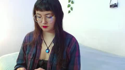 mily_baker online show from 03-06-25, 05:43