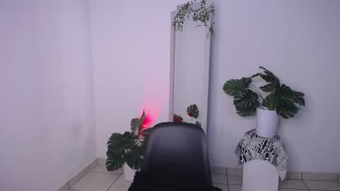 Snapshot of mily_ortiz chatting on 06-30-26, 03:24 Mily Ortiz online show from 06-30-26, 03:24