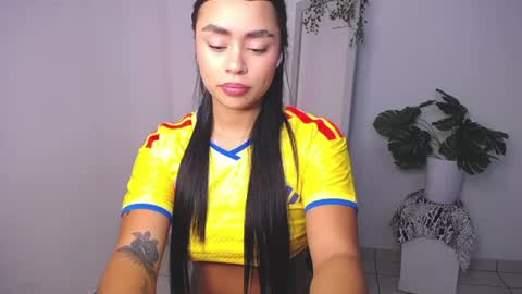 Snapshot of mily_ortiz chatting on 07-03-26, 04:02 Mily Ortiz online show from 07-03-26, 04:02
