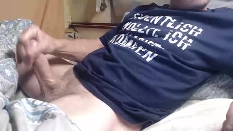 mimes32 online show from 11-04-25, 03:05