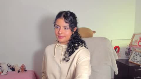 Snapshot of mimi_sa chatting on 04-26-26, 03:15 Mimii online show from 04-26-26, 03:15