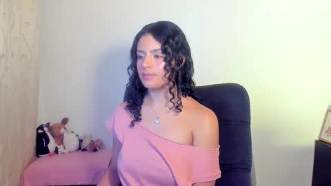 Snapshot of mimi_sa chatting on 05-11-26, 01:22 Mimii online show from 05-11-26, 01:22