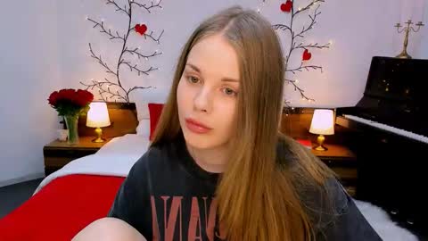 Kelly online show from 09-13-25, 09:09