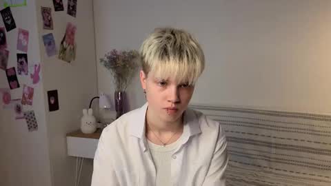 Sonya online show from 10-19-25, 02:50