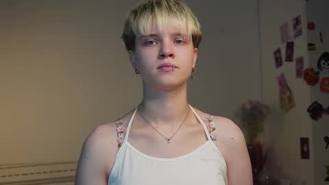 Sonya online show from 11-21-25, 01:43