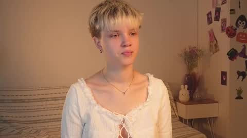 Sonya online show from 11-22-25, 02:05