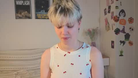 Sonya online show from 12-04-25, 01:09