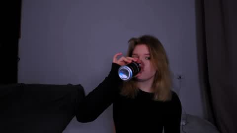 hi Im Mina  online show from 12-05-24, 01:36