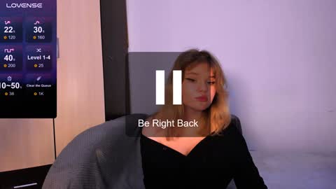 hi Im Mina  online show from 12-10-24, 05:07