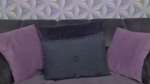 Mina online show from 02-19-26, 09:27