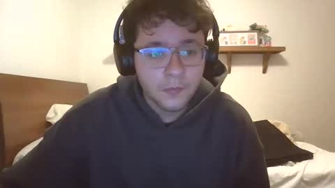 Snapshot of minaishot chatting on 12-18-25, 05:13 BigMina online show from 12-18-25, 05:13