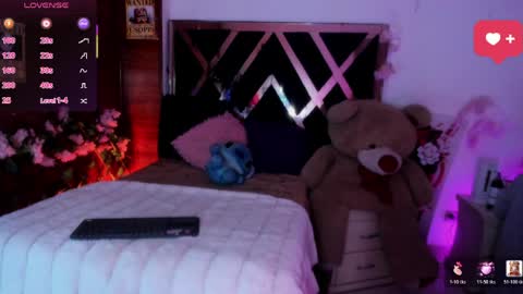 minami_nakamura online show from 04-07-26, 01:39