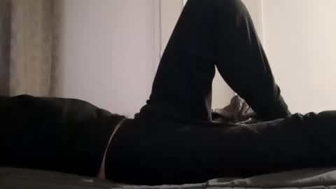 Snapshot of minaquerida chatting on 12-12-24, 03:10 Ll online show from 12-12-24, 03:10