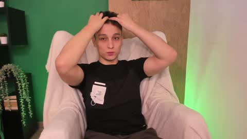 Snapshot of minato_kono chatting on 01-29-25, 12:13 minato_kono online show from 01-29-25, 12:13