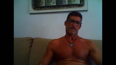 Snapshot of mindthestep chatting on 09-26-25, 05:17 MIND online show from 09-26-25, 05:17