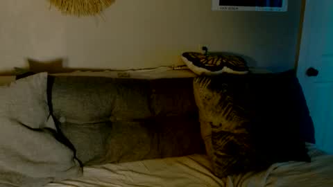 Mindy online show from 12-14-25, 02:17