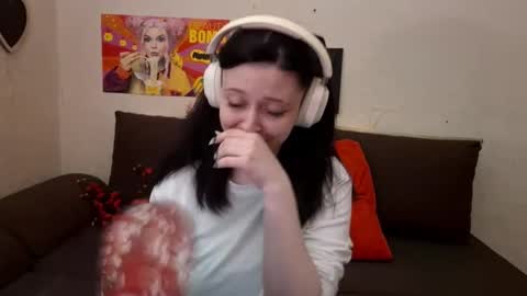 Snapshot of mindyrives chatting on 02-16-26, 07:15 Mindy online show from 02-16-26, 07:15