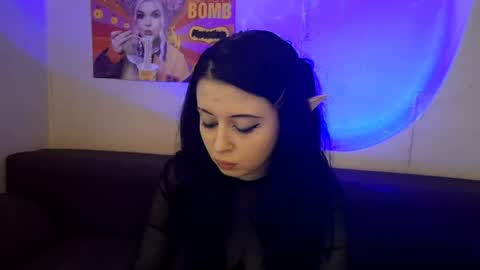 Mindy online show from 04-19-26, 05:07