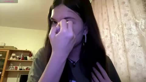 Snapshot of minforbush chatting on 10-14-25, 06:14 Amelia online show from 10-14-25, 06:14