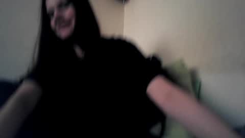 Snapshot of minforbush chatting on 10-21-25, 06:47 Amelia online show from 10-21-25, 06:47