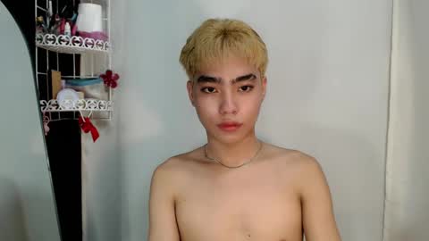 mingkla_man online show from 04-18-26, 08:18