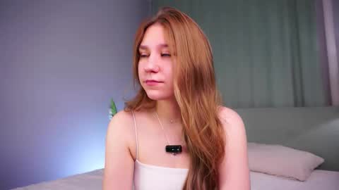 Snapshot of minhgrow chatting on 02-06-26, 01:21 Mary online show from 02-06-26, 01:21