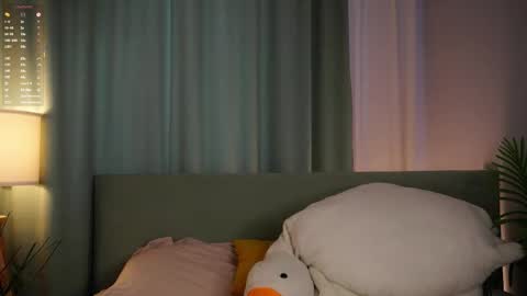 Mary online show from 04-08-26, 01:38