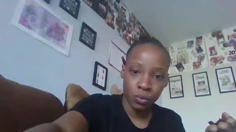 Snapshot of mini_luv chatting on 12-03-24, 05:12 SLIPSLID online show from 12-03-24, 05:12