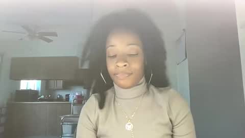 Snapshot of mini_luv chatting on 12-04-25, 11:46 SLIPSLID online show from 12-04-25, 11:46