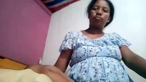 Snapshot of minie4tina chatting on 02-20-26, 09:21 Minie4Tina online show from 02-20-26, 09:21