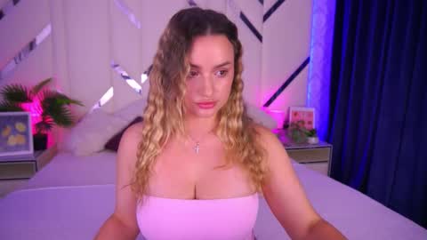 minifox_ online show from 10-12-25, 07:07