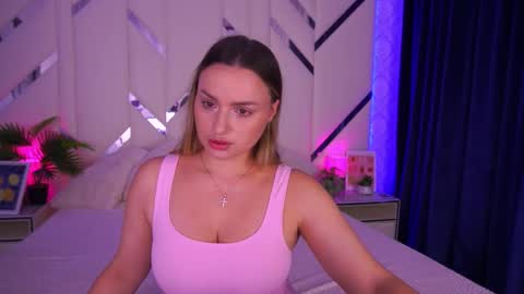 minifox_ online show from 10-14-25, 07:20