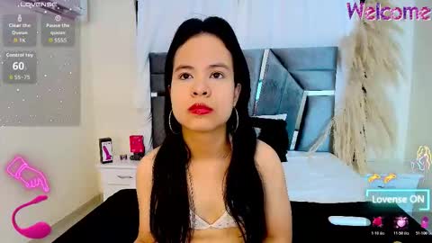 minilove_01 online show from 02-26-26, 12:04