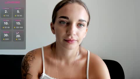 Maya online show from 01-06-25, 02:58