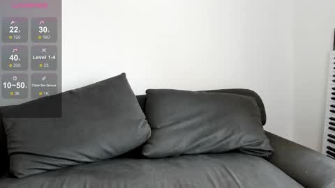 Maya online show from 02-10-25, 03:03