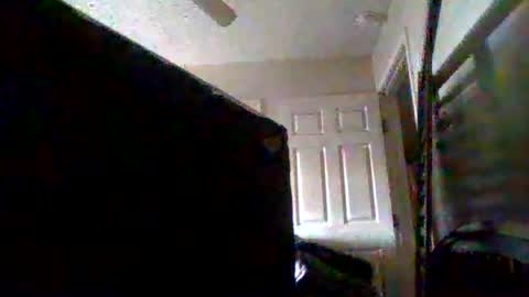 Snapshot of minnie2sexi chatting on 06-17-26, 03:13 Minnie online show from 06-17-26, 03:13