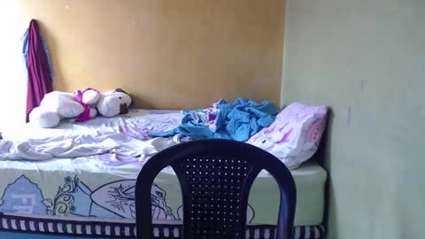 Andrea online show from 10-04-25, 03:10