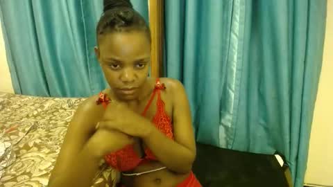 Snapshot of minnie_lila chatting on 09-17-25, 06:53 Lila online show from 09-17-25, 06:53