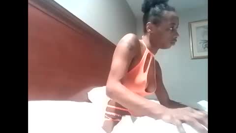 minniehunney online show from 01-24-25, 10:11