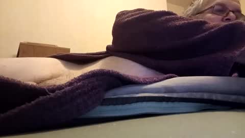 Snapshot of minos60200 chatting on 12-21-24, 06:44 Stephano online show from 12-21-24, 06:44